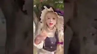 Chinese cosplayer moment