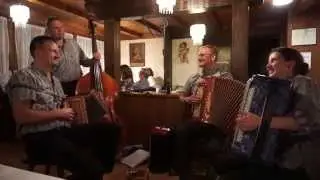 Ländlerquartett Fankhauser-Lustenberger - Uf em Stoos ob Schwyz