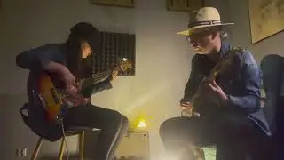 Englishman In New York (Sting) - Guitar & Bass Cover Live Loop