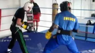 Birmingham boxer Frankie Gavin spars with Patrick Bogere - R5- Boxing-Ireland.com