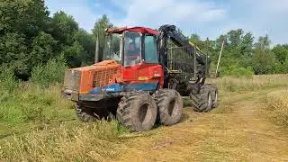 Komatsu Valmet 860 forwarder
