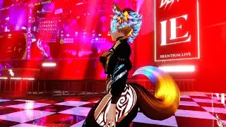 VrChat dancer Mikania rave with DJ BoopyTheFox