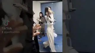 Jennie with Bae Suzy