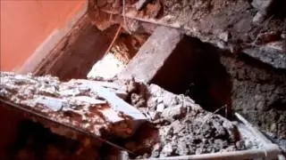 لا توجد قنوات الصرف تحت عمارة سيدي بلعباس سيدي الجيلالي باتر 150 عمارة مند أكثر من 10 سنوات