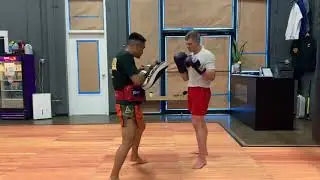 Drills counter throw kick with Kru CJ Phillips & Andr&eacute;-Srisuk Muay Thai.
