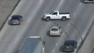 Pickup truck driver speeds, weaves through traffic on I-75 in Detroit, crashes, flees on foot