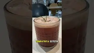 Cafe di Braga Bandung #cafe #braga #bandung #kopi #outdoors #indoor #photo #wifi #nongki #jalanjalan
