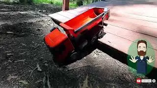 RC LAEGENDARY Dump TRUCK tipper play time at the park #rcconstruction  #toys #tinylandsrc