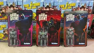 Super 7 IRON GIANT 4