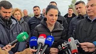 P&euml;rmbytjet, Balluku:Semani &euml;sht&euml; kthyer n&euml; shtratin e tij.Do t&euml; kompensohen t&euml; gjith&euml; banor&euml;t