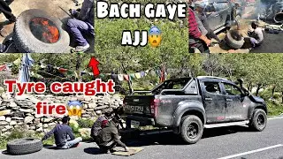 Leh-ladakh trip gone wrong 😨| chalti gaddi ka tyre blast😱