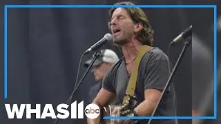 Songwriter behind 'Jesus, Take the Wheel' dies in plane crash