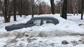 Волга ГАЗ-21 в снегу