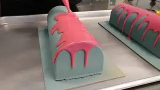 THE DRIP Gelato Cake