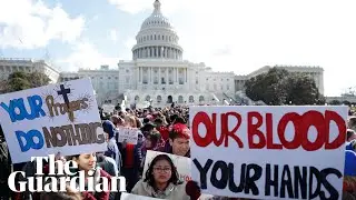 Students across US walk out of class in gun violence protest
