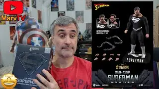Superman Black Suit &ndash; Figurine Beast Kingdom Collector !