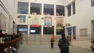 The warm full and Harmfull badminton girls match 