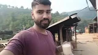 Pahad mein chai Peete hue #rajansharmaofficial #pahadi #pahard #rajan007vlog #vlog #sukun 