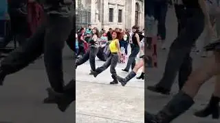 #JUMP Giuls as Lisa 🐤🖤🩷 #kpopmexico #kpopdance #BLACKPINK #JUMP #뛰어 #블랙핑크 #Lisa #focus #fancam