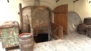 Самый старый ресторан Rozengrals в Риге _ Medieval style restaurant in Riga
