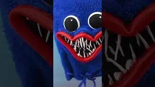 Cool and realistic Huggy Wuggy mask from Poppy Playtime #shorts