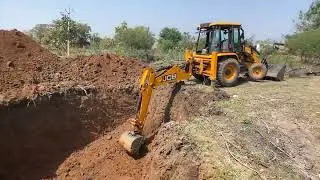 😲The snake found during the excavation of the soil from the JCB scared everyone