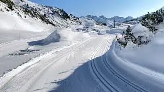 Walking on Snow in the Mountains❄️