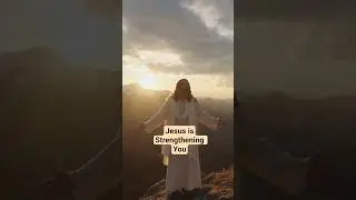 When You Are Afraid, Jesus Stands With You | 15-Second Jesus Speaks