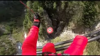 Turist salvat cu elicopterul SMURD de pe v&acirc;rful muntelui.