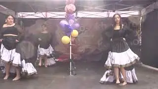 Romský festival KHAMORO - Taneční soubor, č.7/24 - park Portheimka, Praha 2025