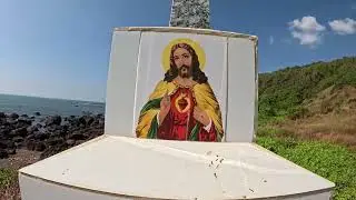 ⛰️ Secret Trails & Coastal Views: Hiking North from Anjuna Beach, Goa! 🌴