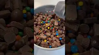 Chocolate Candy Salad 🍭🍫 #chocolate #candy #candysalad #asmr #dessert #sweets #viral #shorts #fyp