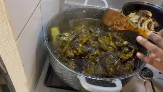 How to cook simple black soup and delicious