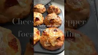 The best focaccia muffins recipe #focaccia #breadrecipe #breadmaking #breadbaking #cheese #bread