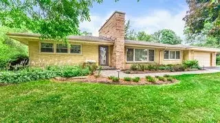 Real Estate For Sale in 730 East Sherwood Drive, Addison, Illinois 60101