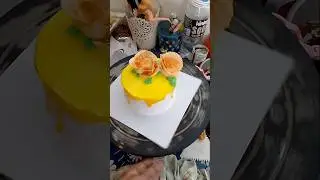 Gel cake 🎂🤤 #gelcake #cake #yellow #yummy