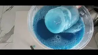 Sulfonic-free industrial detergent