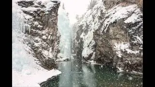 oopoomoo's Winter in the Canadian Rockies - Bubbles and Lace Winter Photo Tour 2013