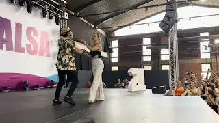 Lois & Ana @Seasunsalsa Quality of movement tutorial