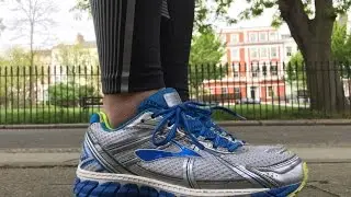Women's Brooks Adrenaline GTS 15 (White/Dazzling Blue/Sharp Green) Slow Mo