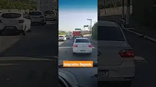 tr&acirc;nsito de leve segunda feira #caminh&atilde;o #strada #transporte