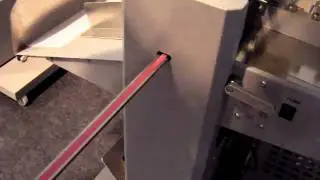 Rillmaschine / Nutmaschine CM-A50 Werkzeugwechsel.MOV