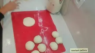 naan au fromage et &agrave; l'ail