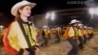 Apresenta&ccedil;&atilde;o country Vale Rodeio Show 1999