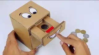 HOW TO MAKE MONEY BANK 🏧 WITH CARDBOARD || PRETTY DIY || SUBSCRIBE FOR MORE || #craft #diy 