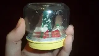 How to Make Waterless Snow Globes