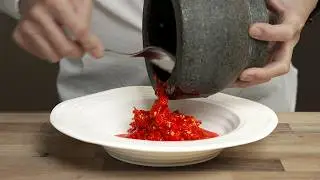 How to Make Sambal &ndash; Indonesia&rsquo;s Famous Chilli Condiment (Two Ways!)