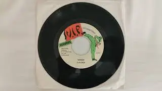 V.I.P. Crew - Version
