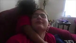 Kiss War (Day 559, Vlog 519)