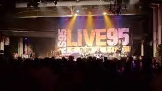 Vicci Martinez - Come Along [KS95 Live95 Performance]